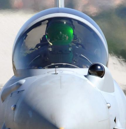 Excelitas第一模块部署在麦道美国空军F15鹰空优势战斗机上